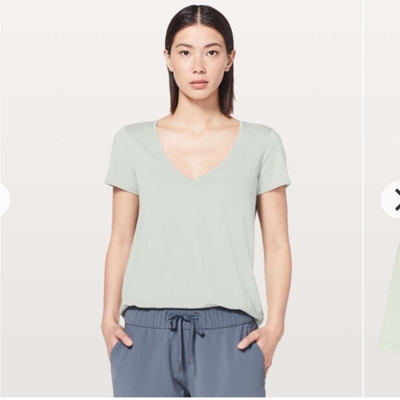 Lululemon Love Tee V EUC!! - Picture 1 of 12